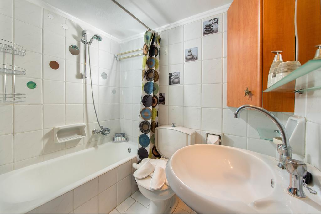Apartment Dream Holidays Ялисос Екстериор снимка